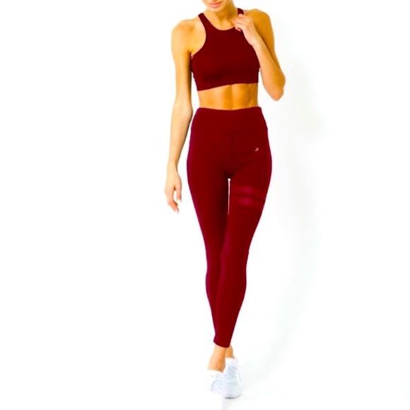 Mid-rise Athletic leggings in S, M or L - Picture 2 of 2